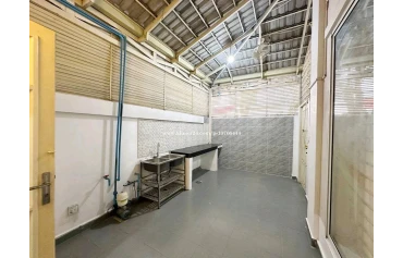 3 Bedrooms For Sale At Peng Hout Beoung Snor